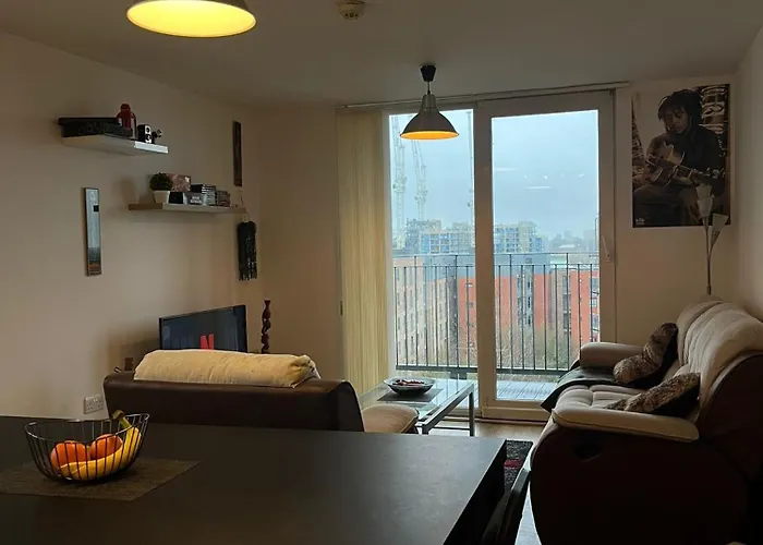 Cosy Room Next To Etihad Stadium